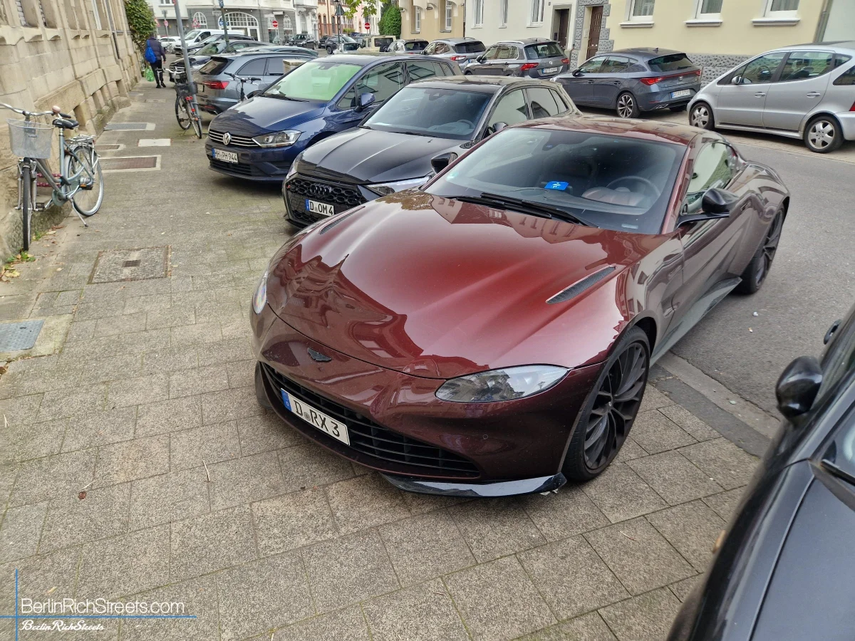 Aston Martin V8 Vantage (2018) spotted in Düsseldorf — BerlinRichStreets